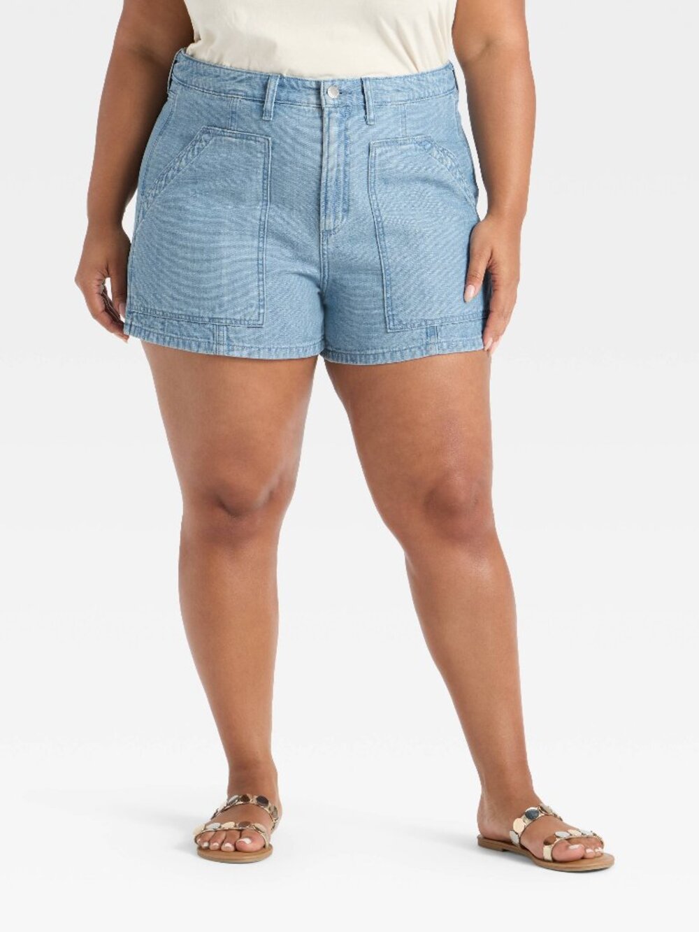 NWT Universal Thread Size 17 High-Rise Slim Hip Relaxed Leg Utility Denim Shorts
